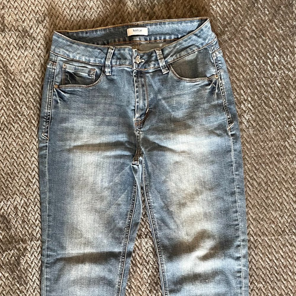 Kensie size 8 skinny jeans